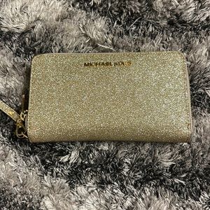 Gold micheak kors wallet